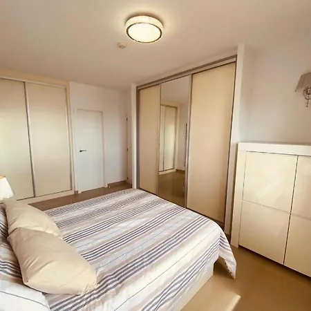 Gold Sunset Apartment