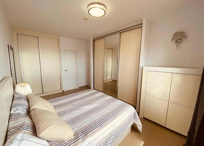 Gold Sunset Apartment